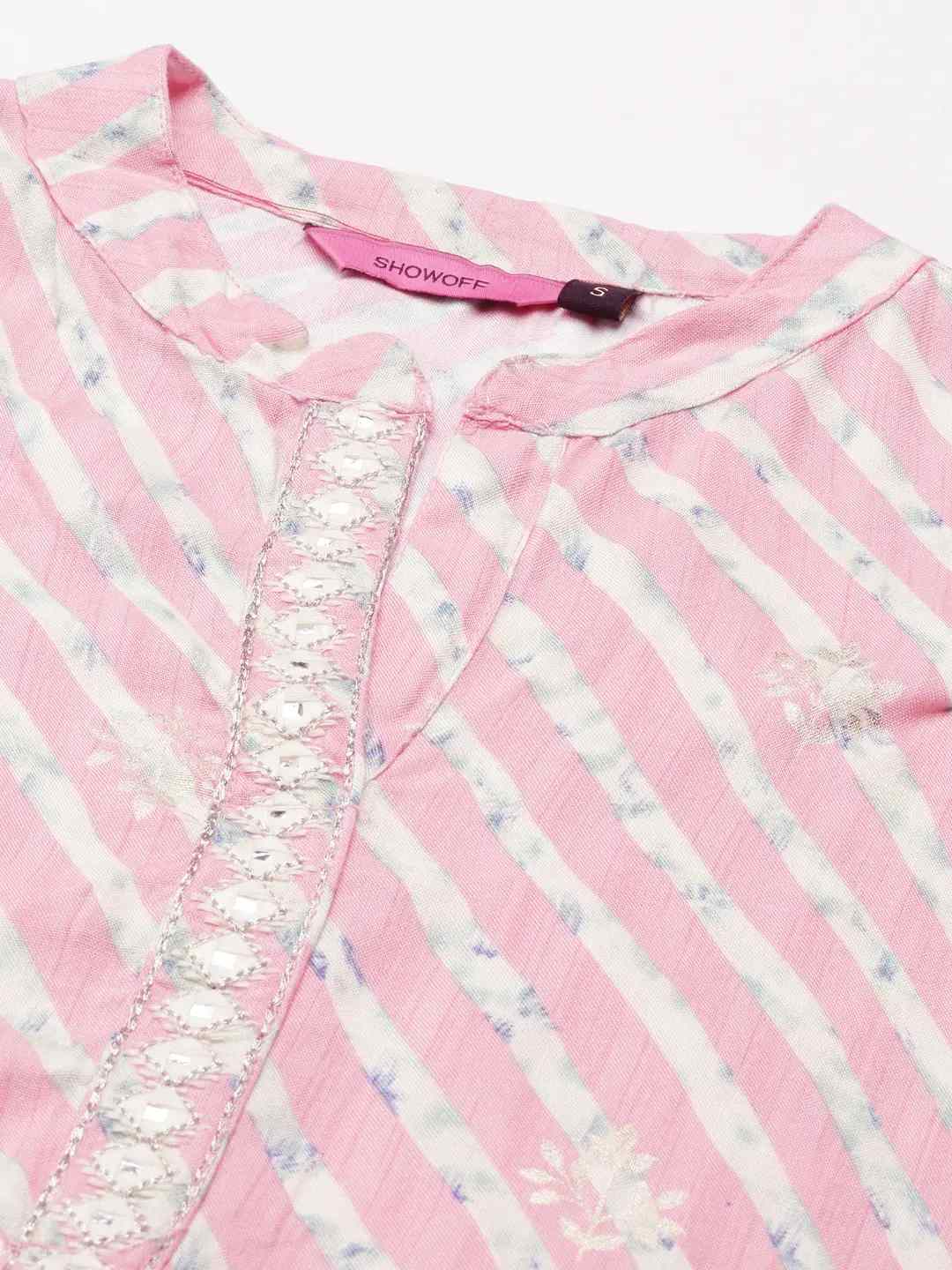 Women's Pink Polyester Printed Comfort Fit Kurtas