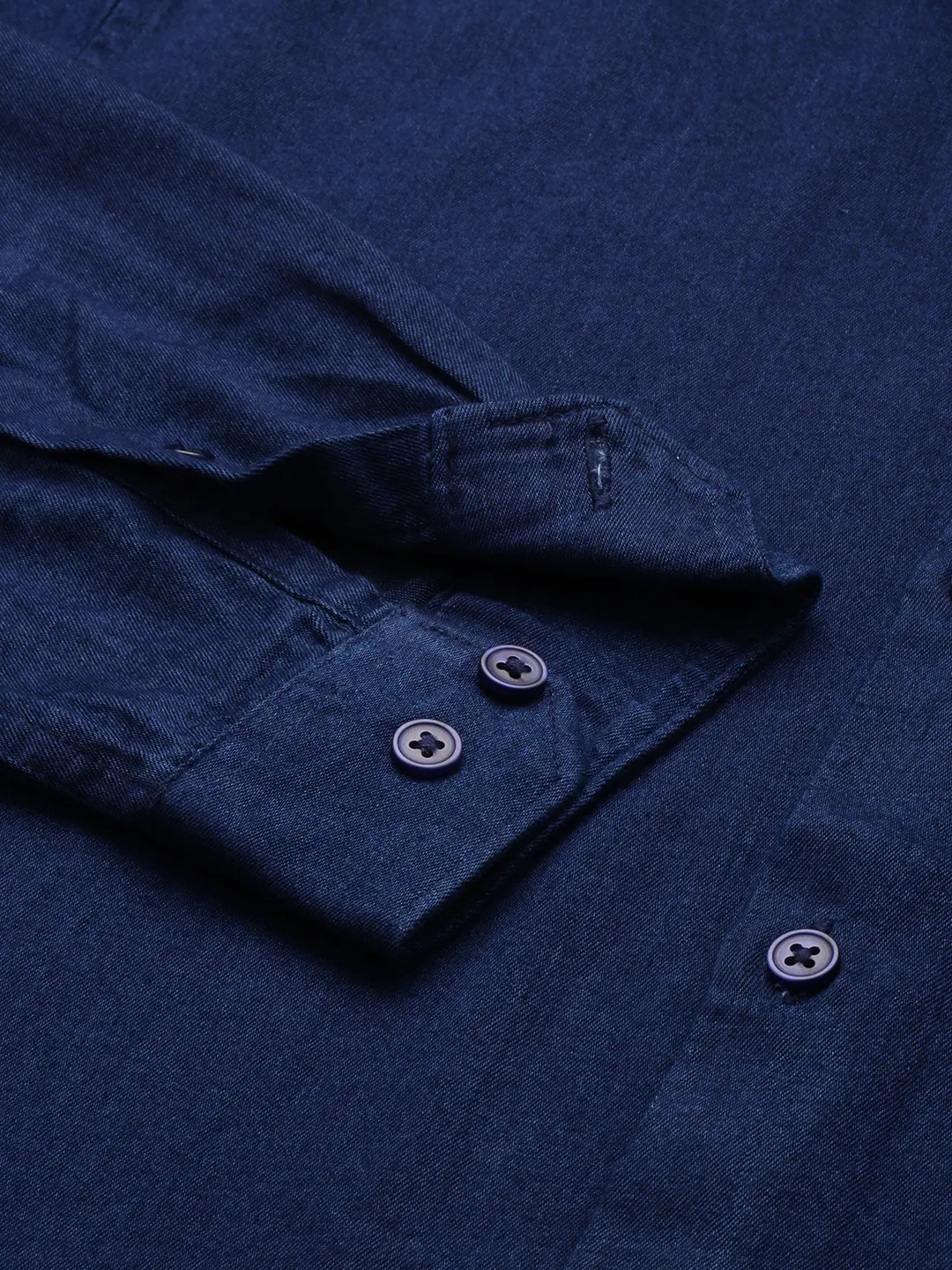 SHOWOFF Men's Spread Collar Navy Blue Solid Shirt