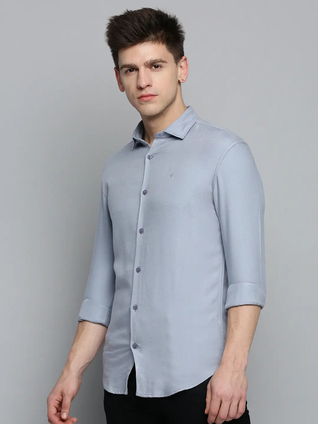SHOWOFF Men's Spread Collar Grey Solid Shirt
