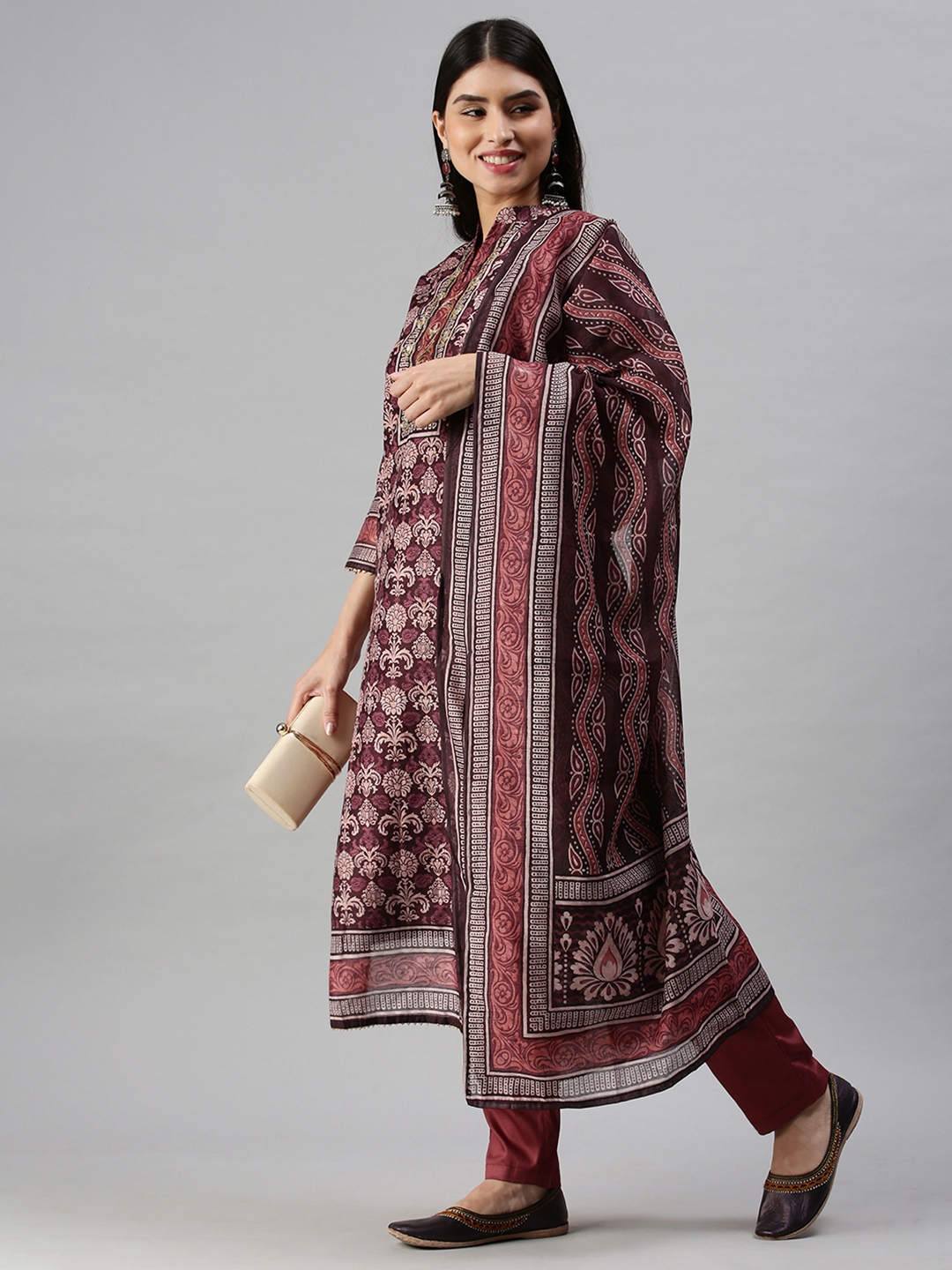 Women's Red Cotton Blend Printed Regular Kurta Sets