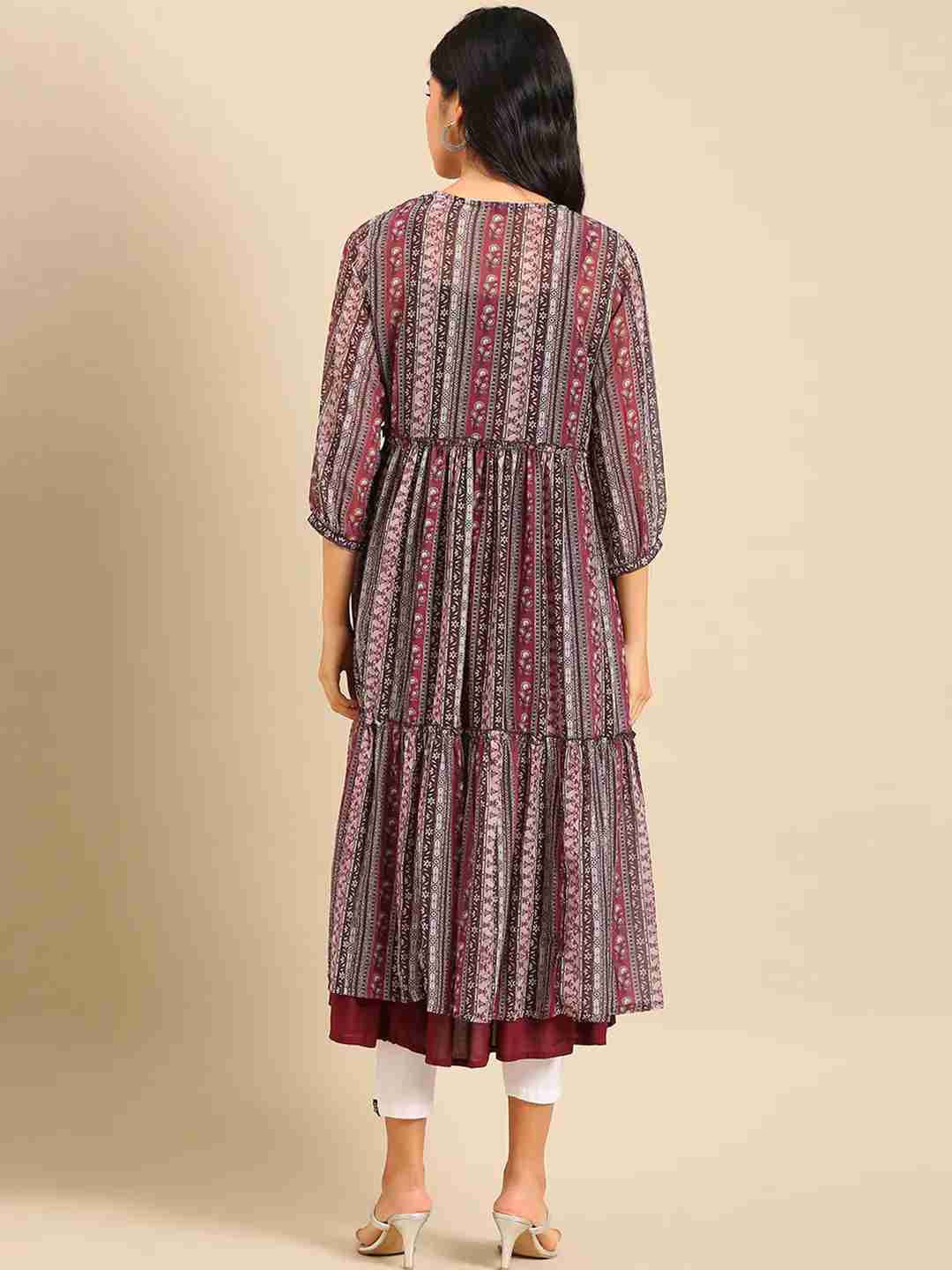 Women's Red Polyester Solid Comfort Fit Kurtas
