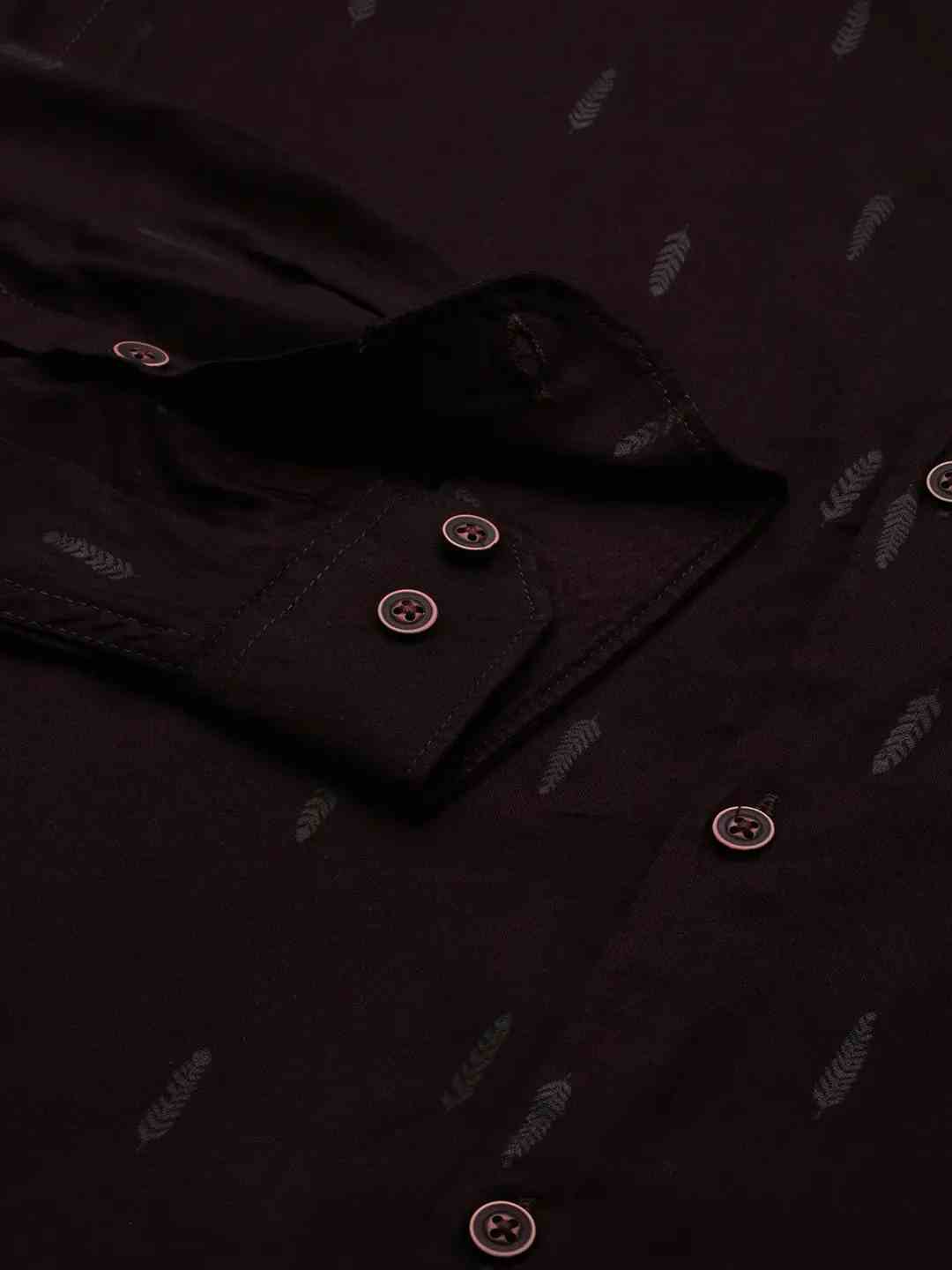 SHOWOFF Men's Spread Collar Printed Regular Fit Shirts
