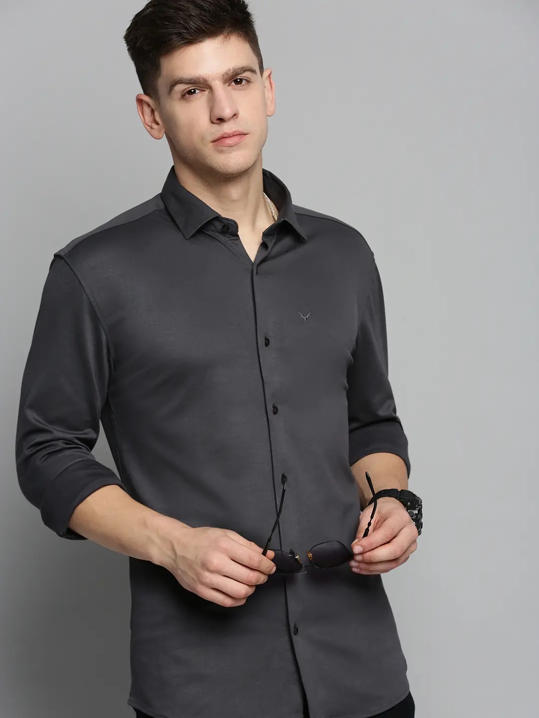 SHOWOFF Men's Spread Collar Grey Solid Shirt