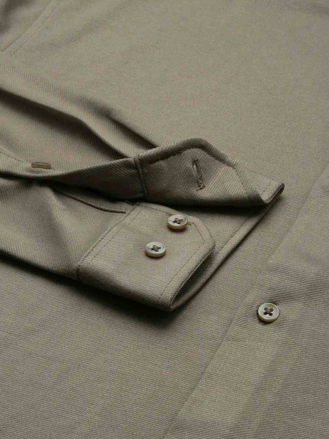 SHOWOFF Men's Spread Collar Olive Solid Shirt
