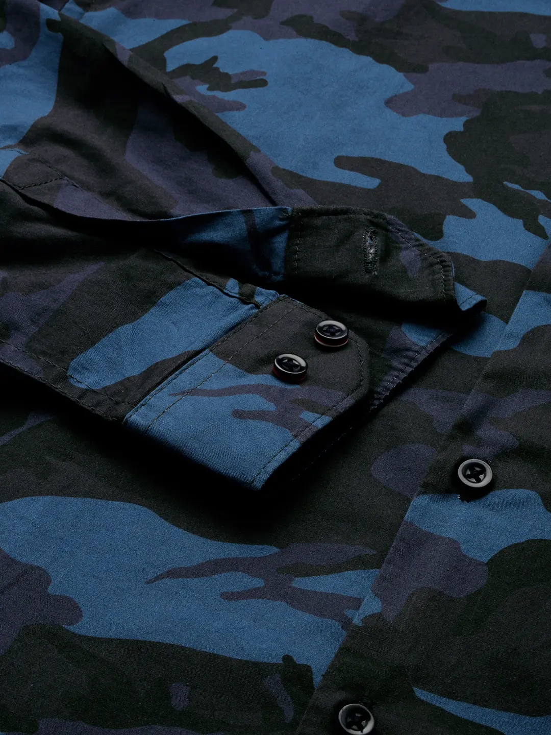 SHOWOFF Men's Spread Collar Navy Blue Printed Shirt