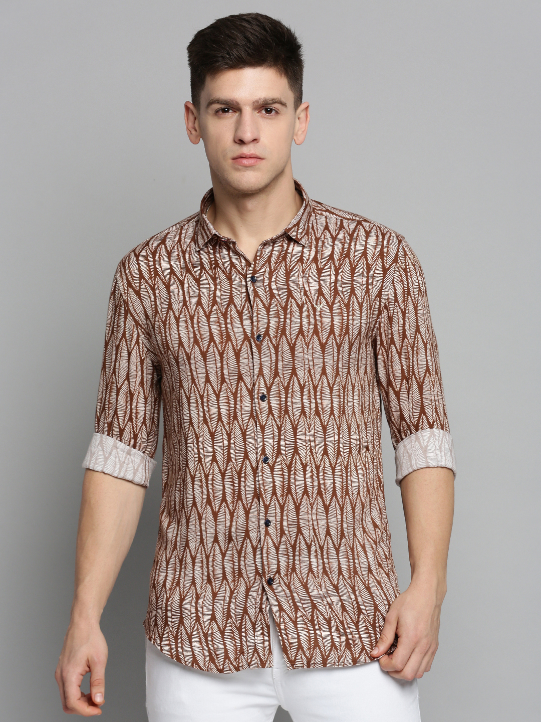 SHOWOFF Men's Spread Collar Brown Printed Shirt