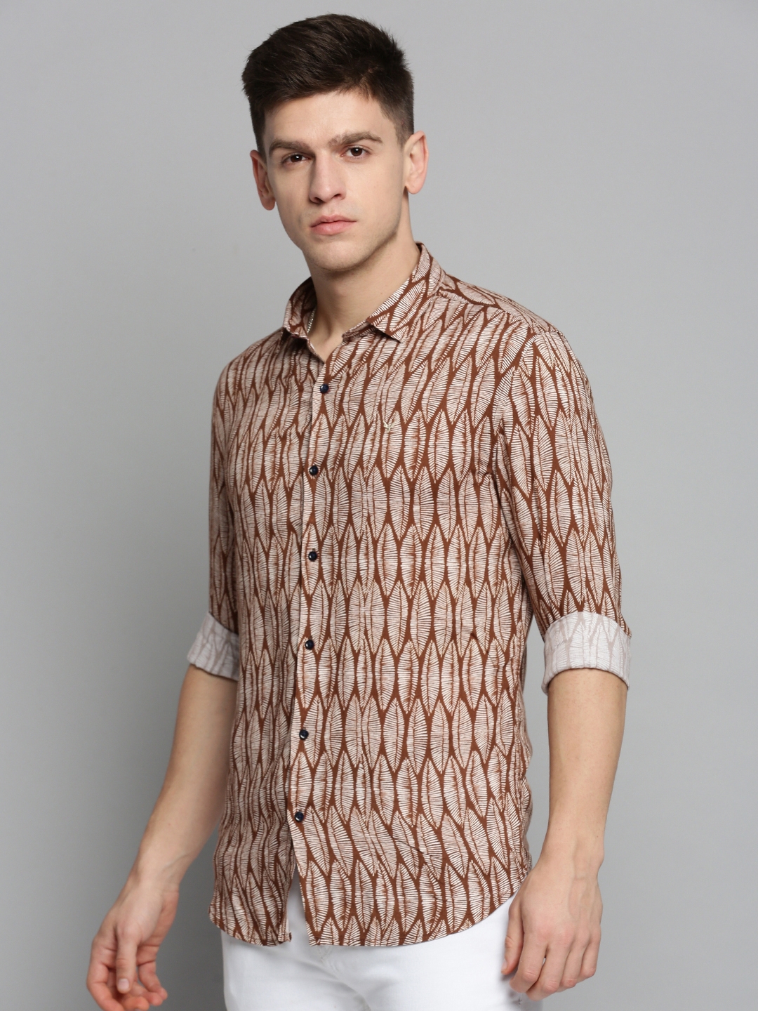 SHOWOFF Men's Spread Collar Brown Printed Shirt