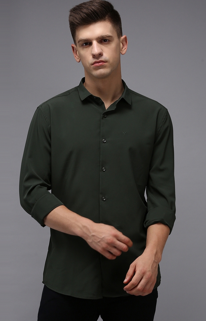 SHOWOFF Men's Olive Spread Collar Solid Classic Fit Shirt
