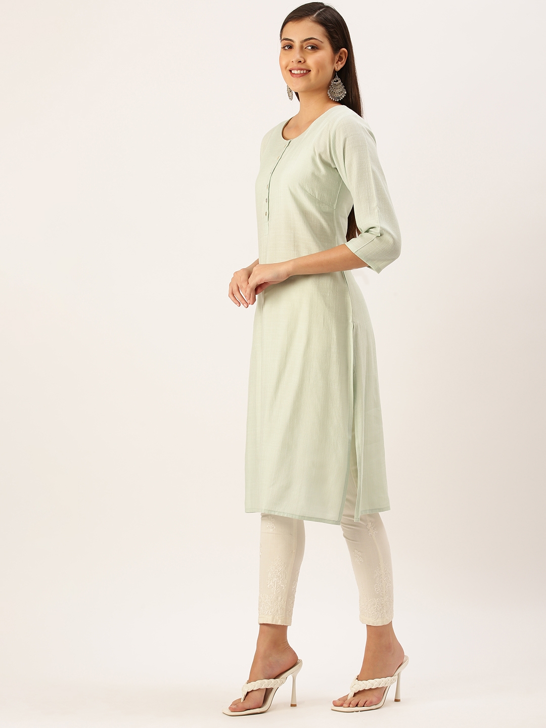 Women's Green Cotton Solid Comfort Fit Kurtas