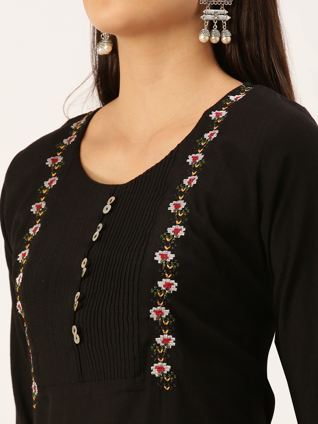 SHOWOFF Women Black Solid Round Neck Three-Quarter Sleeves Mid Length Straight Kurta