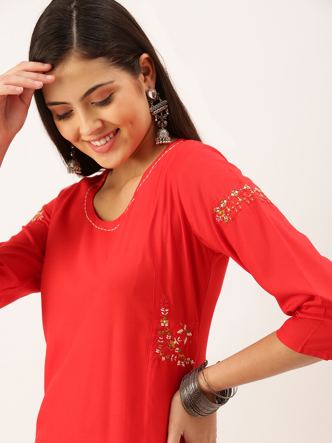 SHOWOFF Women's Mid Length Red Solid Kurta