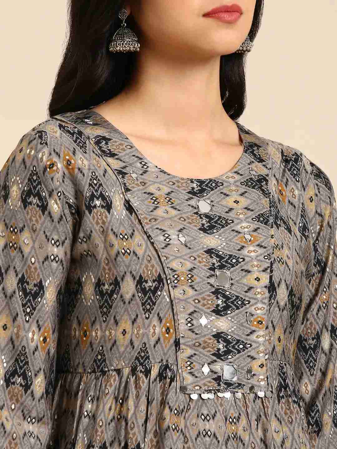 Women's Grey Chanderi Printed Comfort Fit Kurtas
