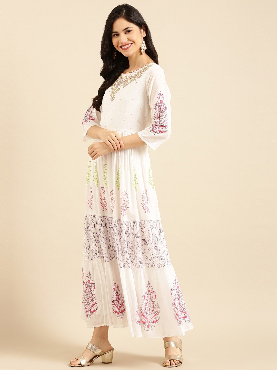 Women's White Cotton Embroidered Comfort Fit Kurtas