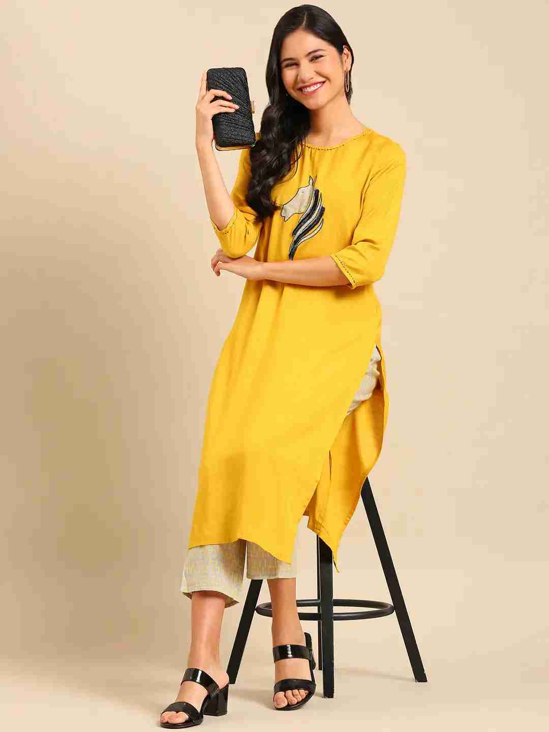 Women's Yellow Cotton Blend Solid Comfort Fit Kurta Sets