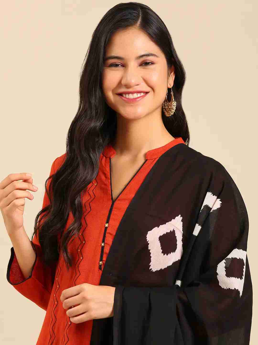 Showoff | SHOWOFF Women Rust Solid Mandarin Collar Three-Quarter Sleeves Mid Length Straight Kurta Set
