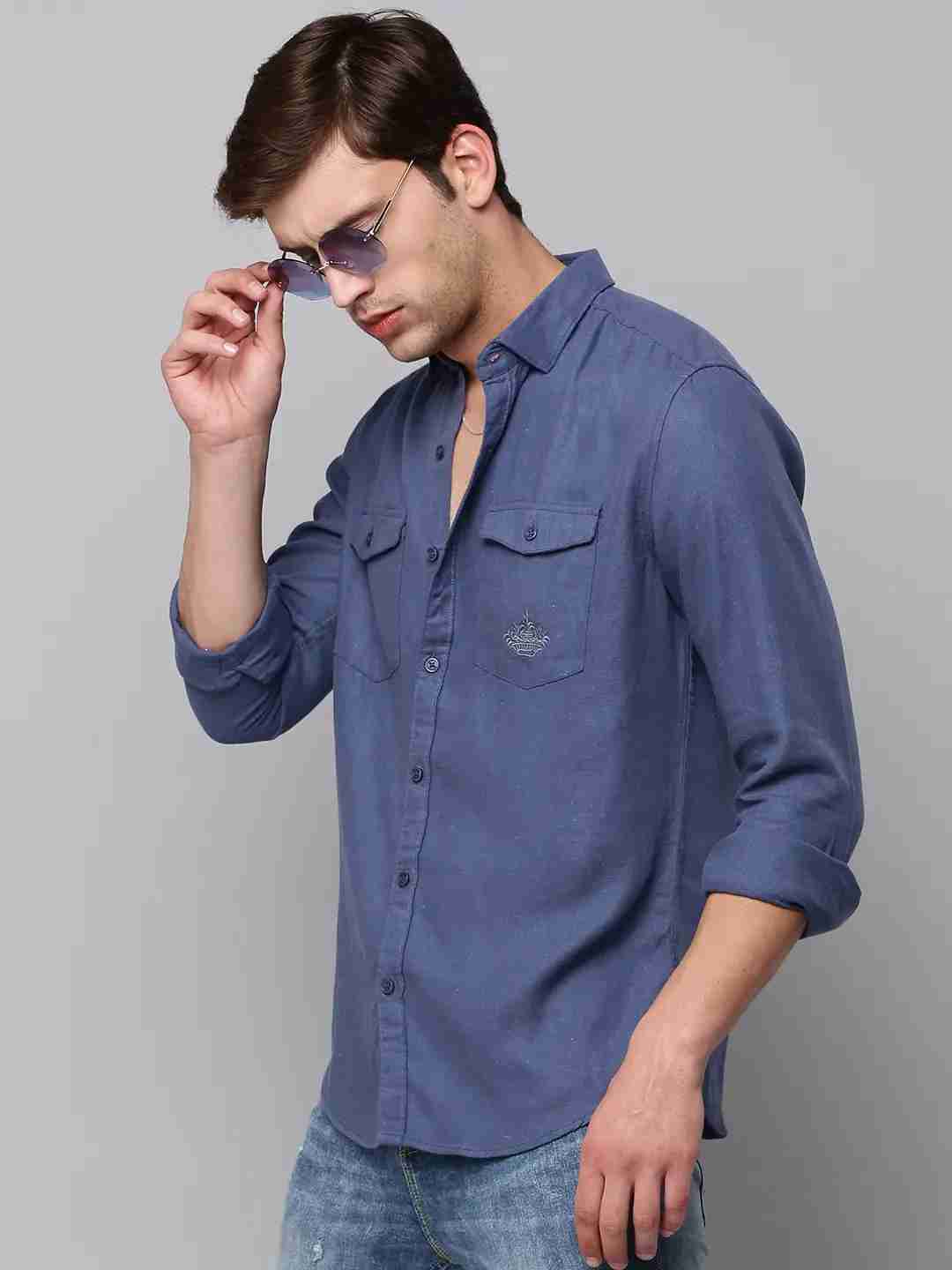 SHOWOFF Men's Spread Collar Navy Blue Solid Shirt