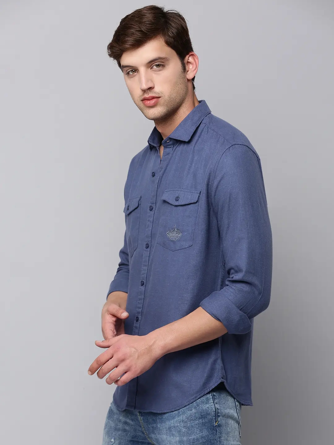 SHOWOFF Men Navy Blue Solid Spread Collar Full Sleeves Casual Shirt