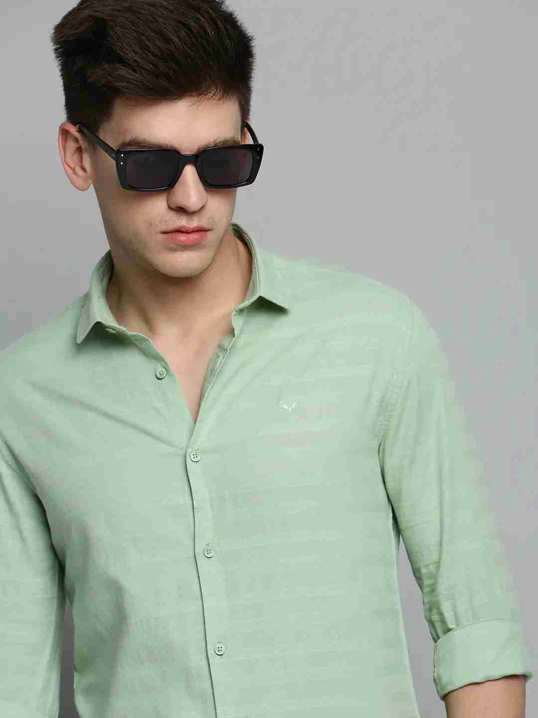 SHOWOFF Men's Spread Collar Green Self Design Shirt