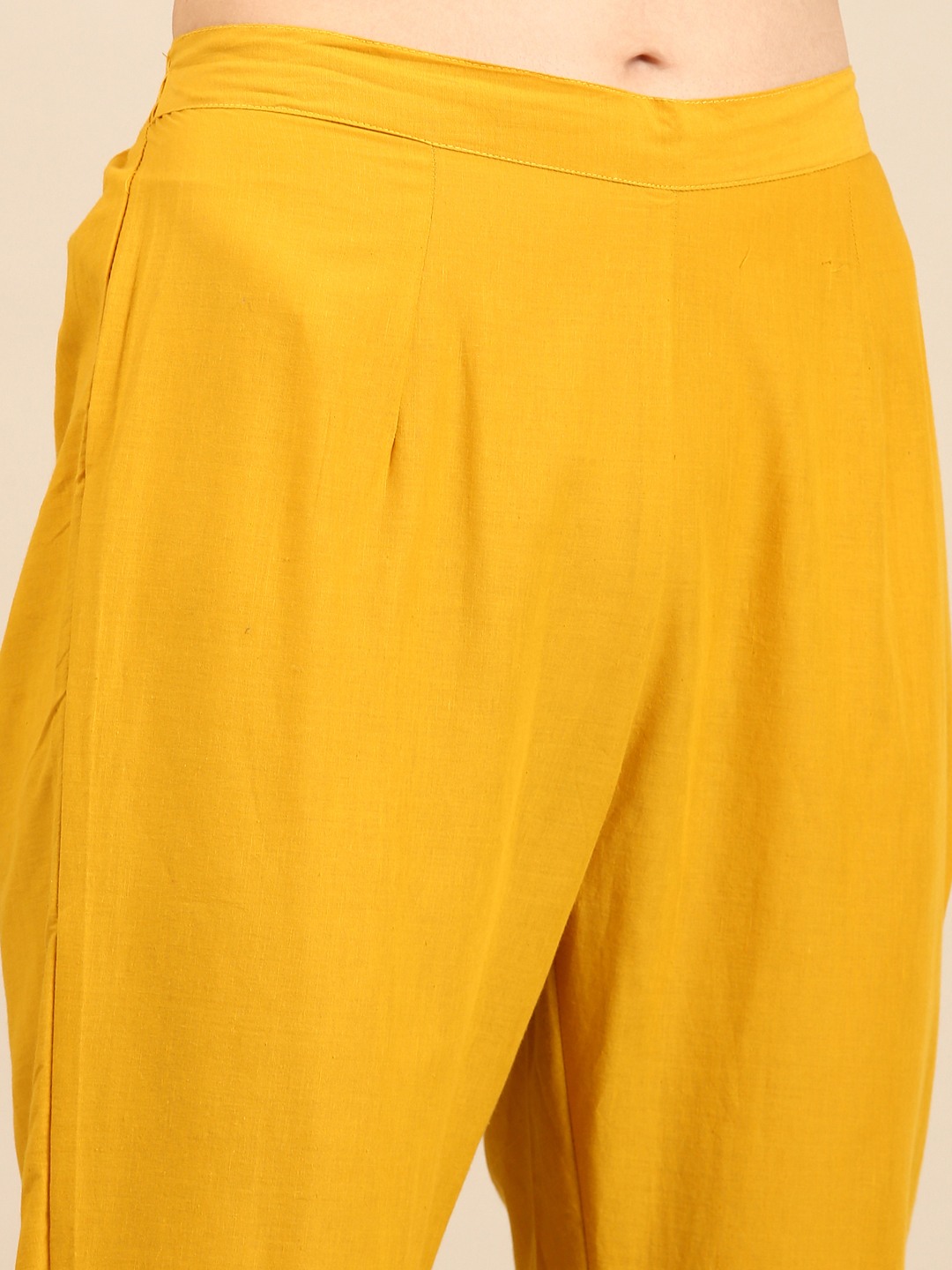Women's Yellow Cotton Blend Solid Comfort Fit Kurta Sets