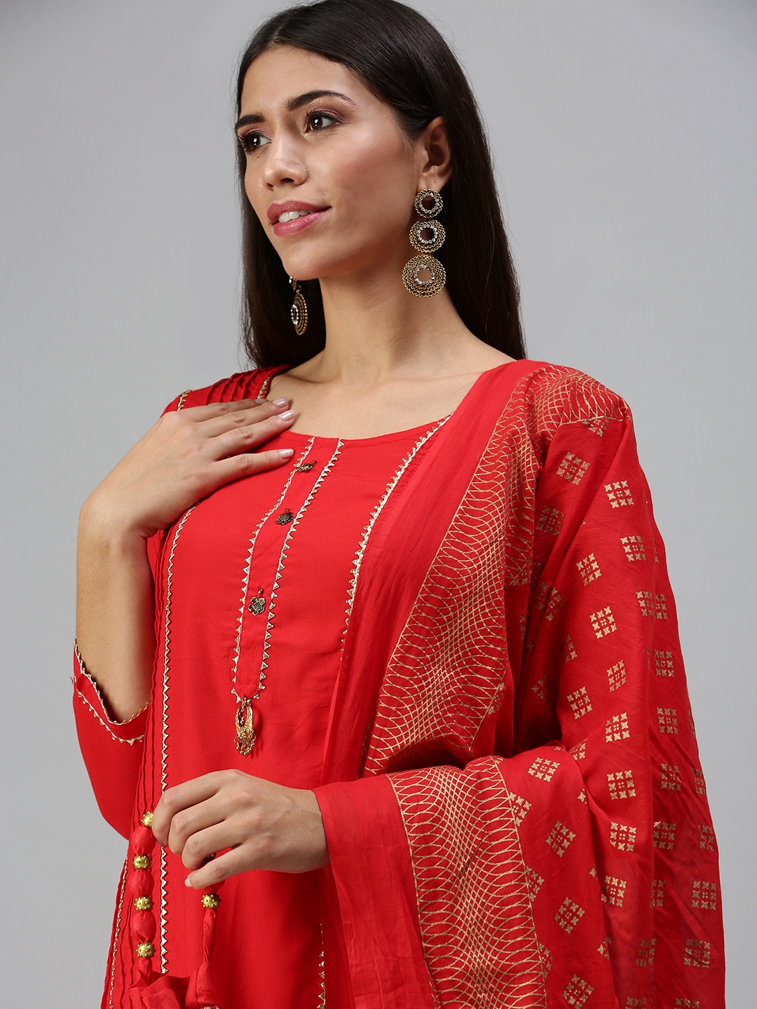 Women's Red Cotton Blend Solid Regular Kurta Sets