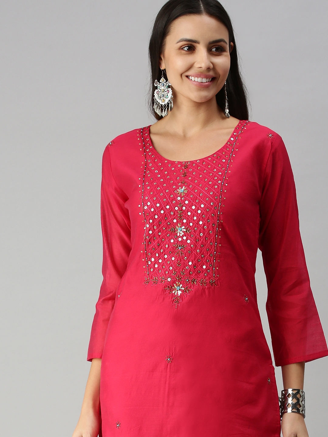 Women's Pink Others Embroidered Comfort Fit Kurtas