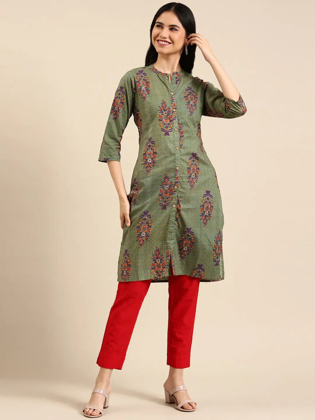 Women's Multicolour Cotton Printed Comfort Fit Kurtas