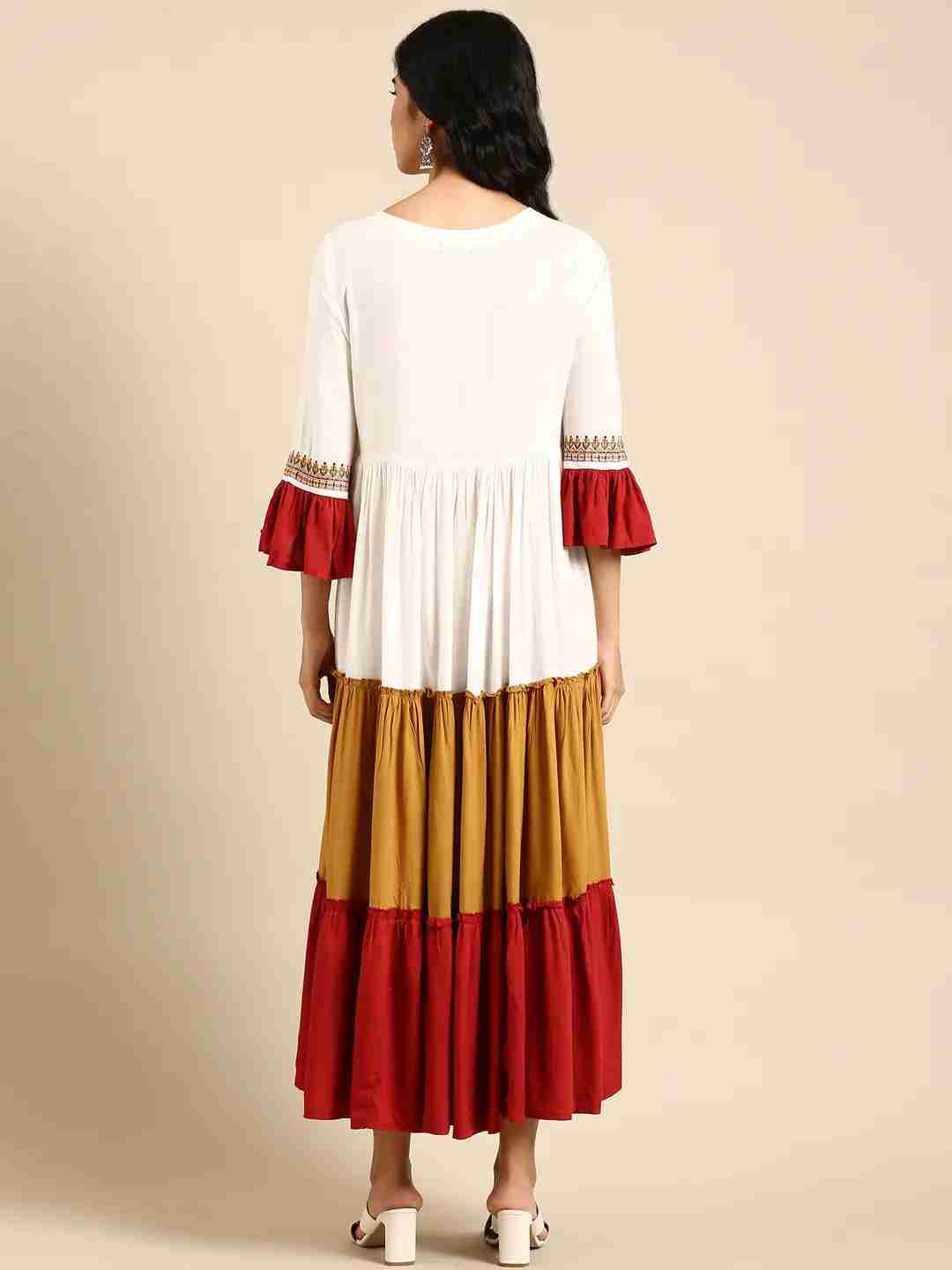 Women's Multicolour Cotton Solid Comfort Fit Kurtas