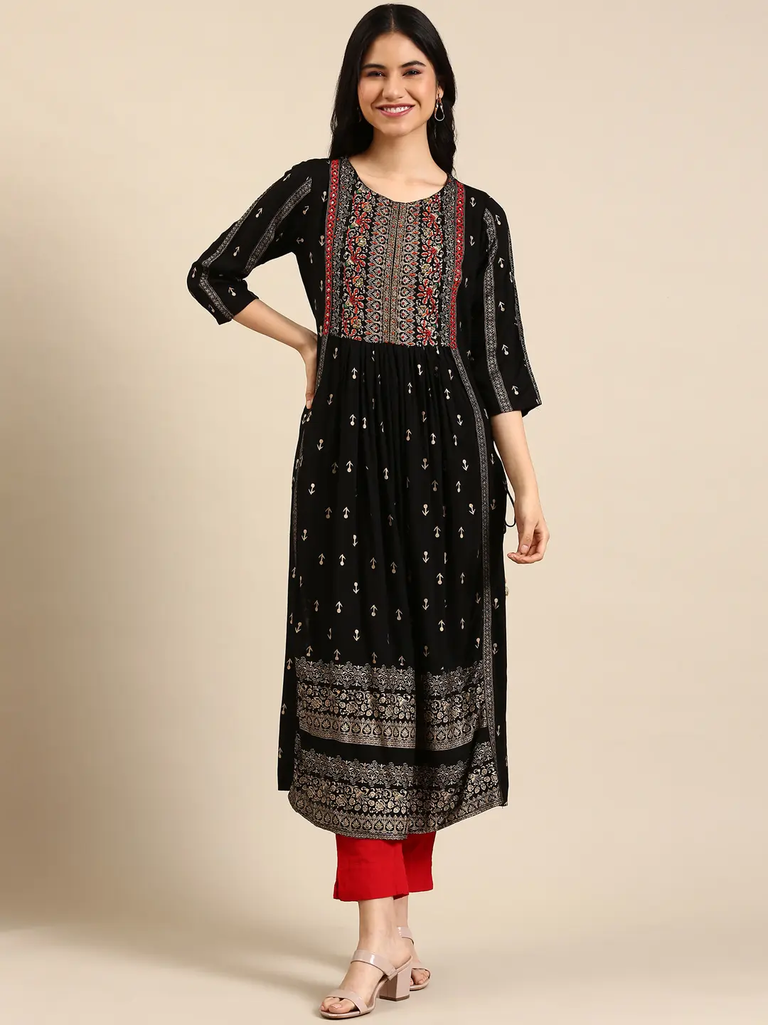 Women's Black Cotton Printed Comfort Fit Kurtas