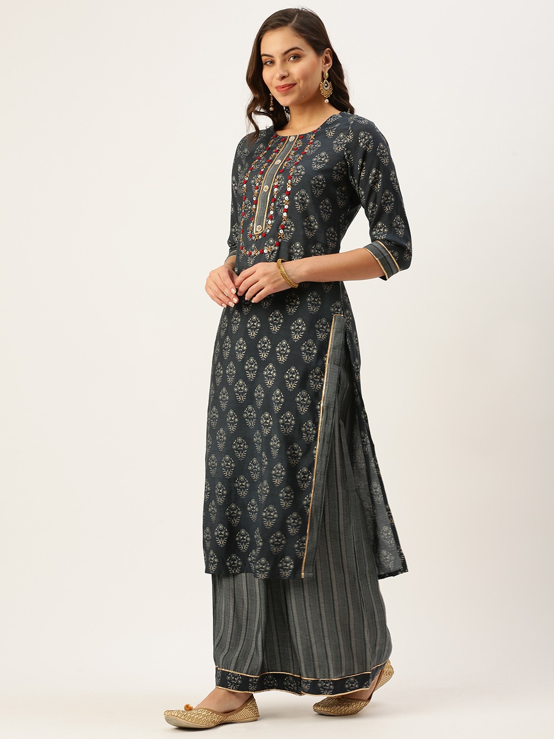 Women's Blue Cotton Blend Printed Comfort Fit Kurta Sets