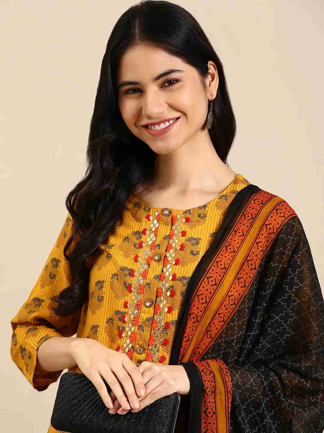 Women's Yellow Cotton Blend Floral Comfort Fit Kurta Sets