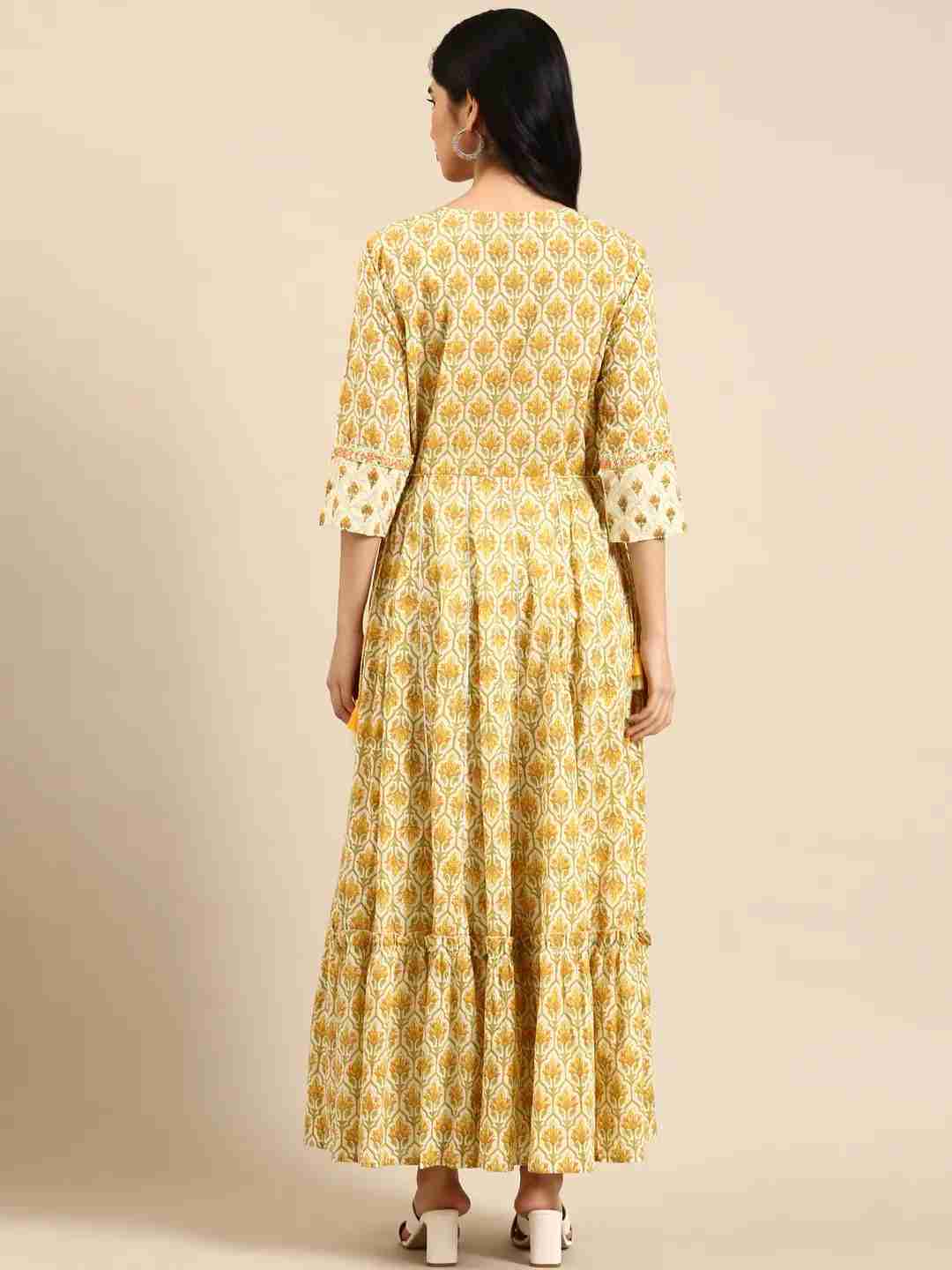 Women's Beige Cotton Printed Comfort Fit Kurtas