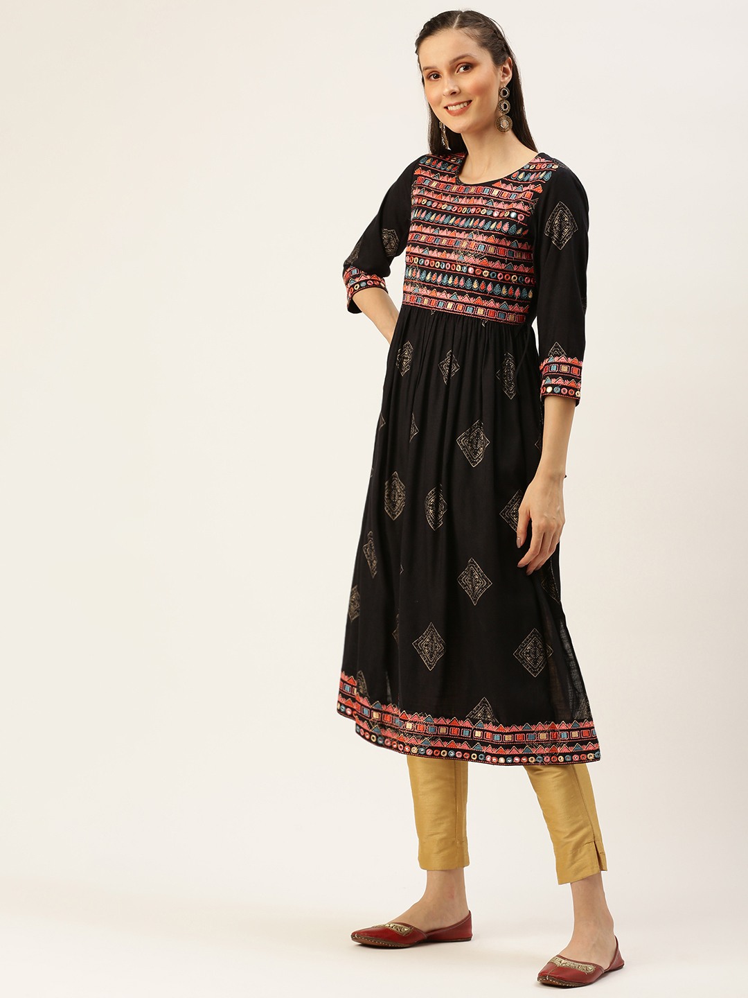 Women's Blue Cotton Printed Comfort Fit Kurtas