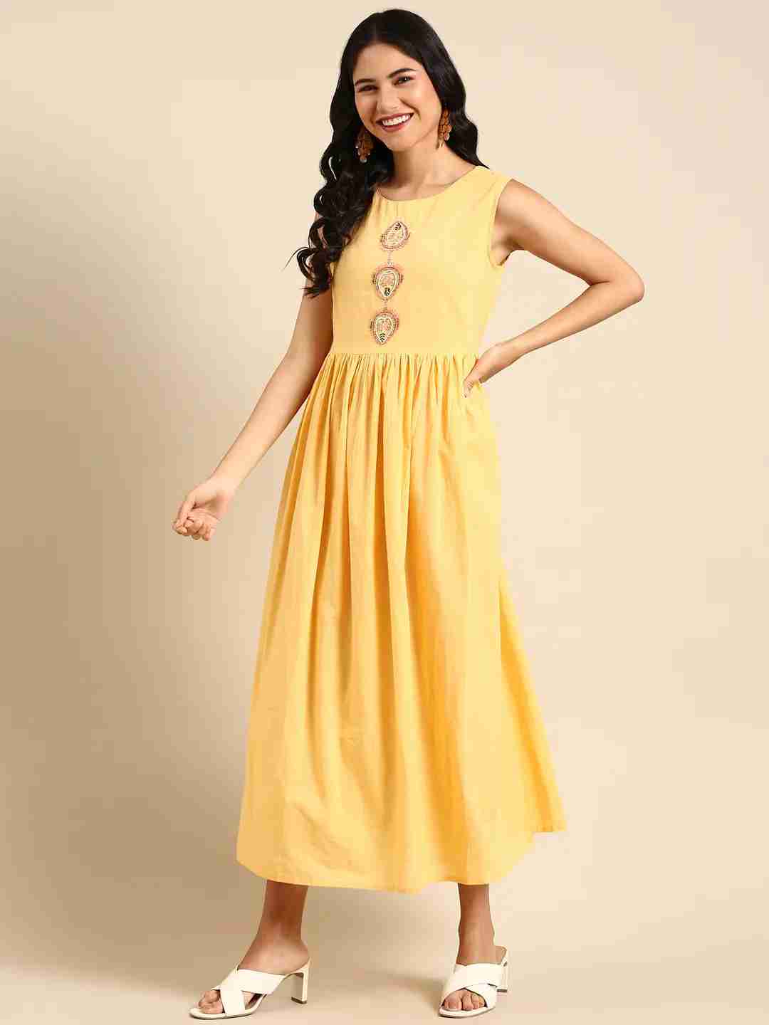 Women's Yellow Chanderi Printed Comfort Fit Kurtas
