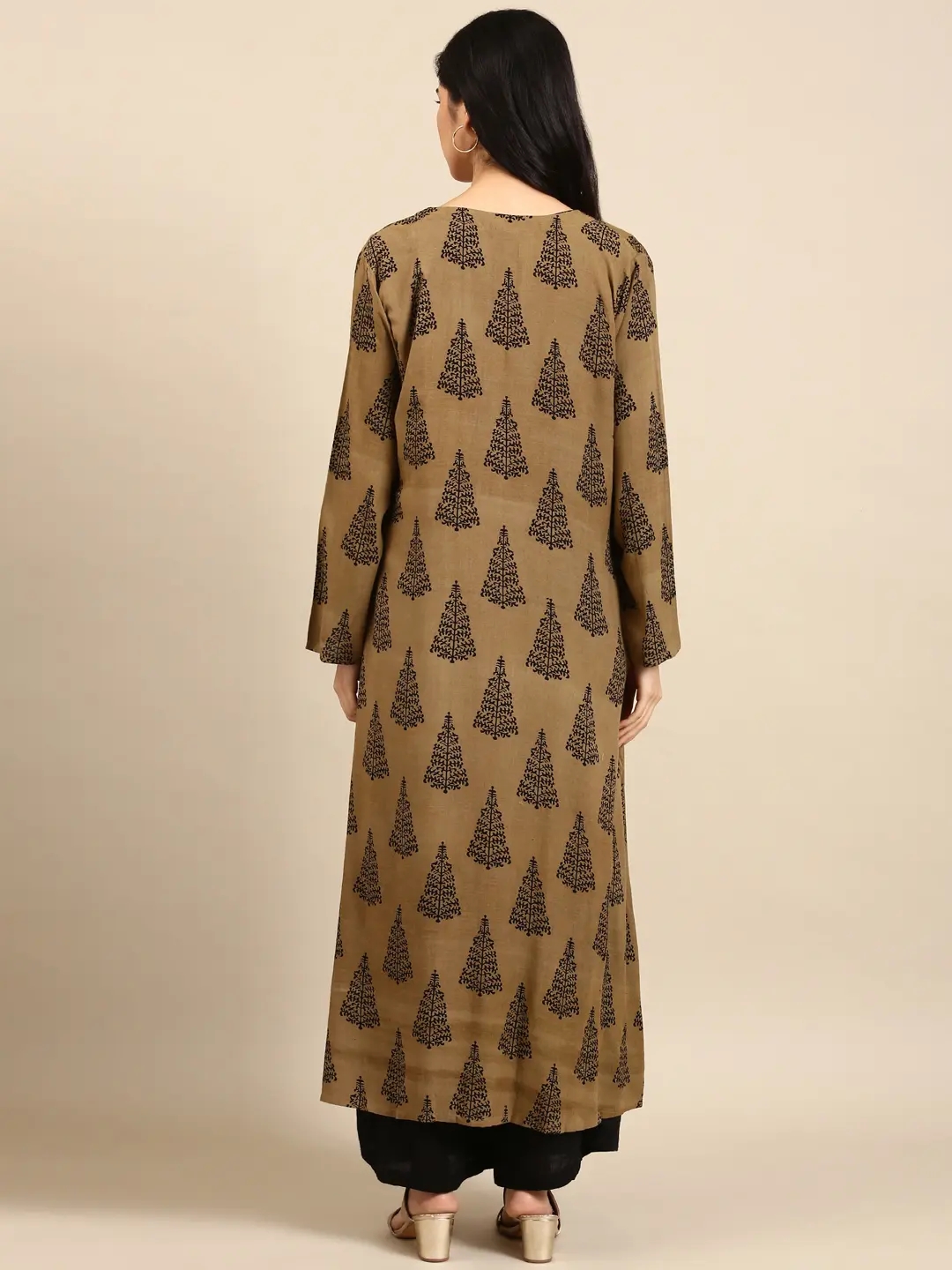 Women's Beige Polyester Printed Comfort Fit Kurta Sets