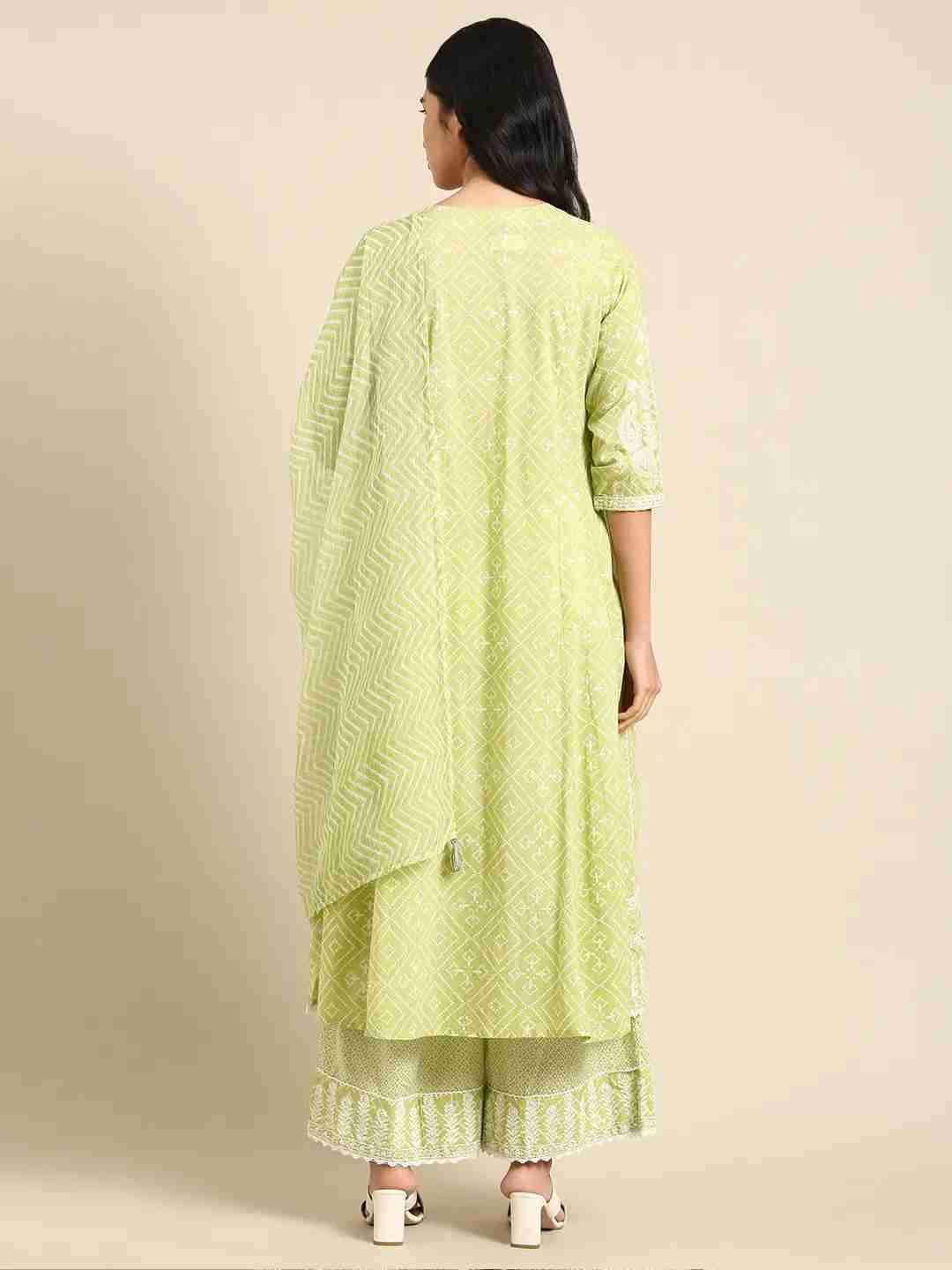 Women's Green Cotton Blend Printed Comfort Fit Kurta Sets