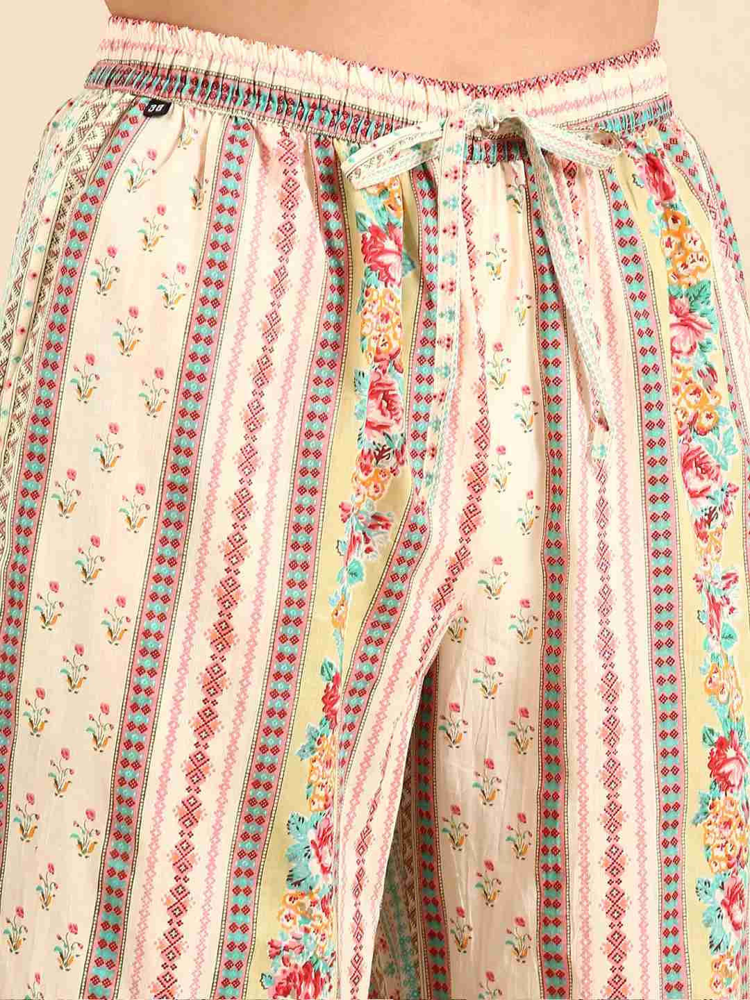 Women's Green Cotton Blend Printed Comfort Fit Kurta Sets