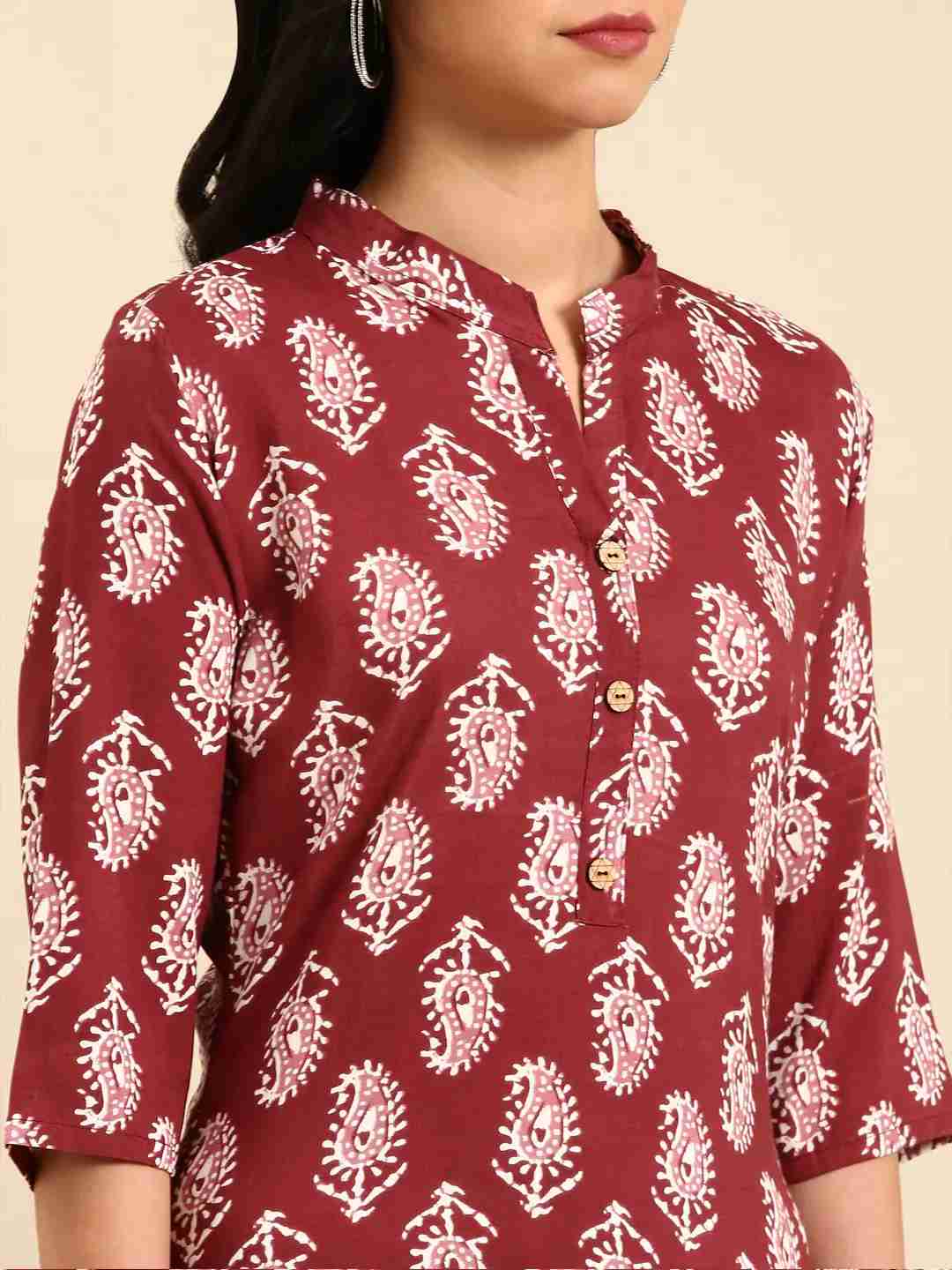 Women's Red Chanderi Printed Comfort Fit Kurtas