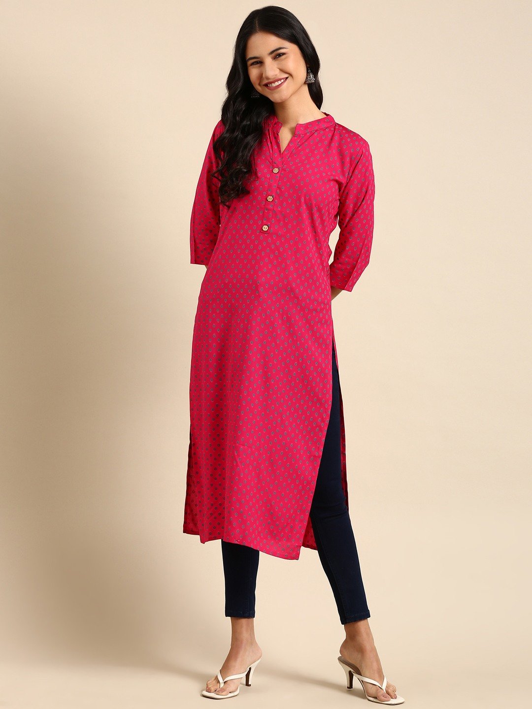 Women's Pink Cotton Printed Comfort Fit Kurtas