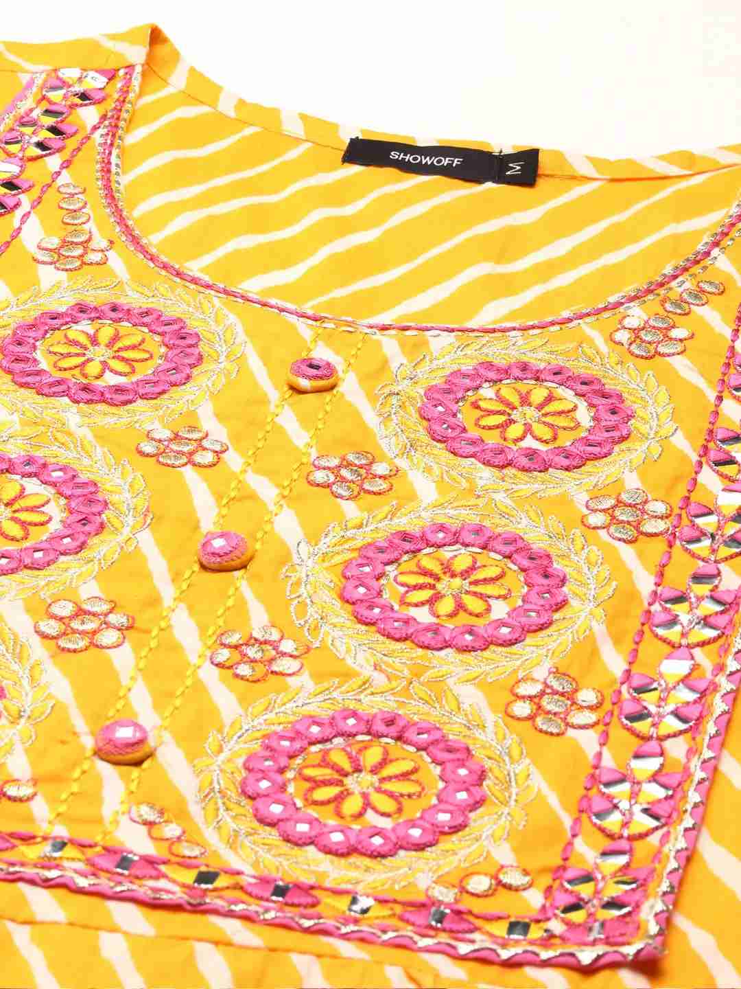 Women's Yellow Cotton Printed Comfort Fit Kurtas