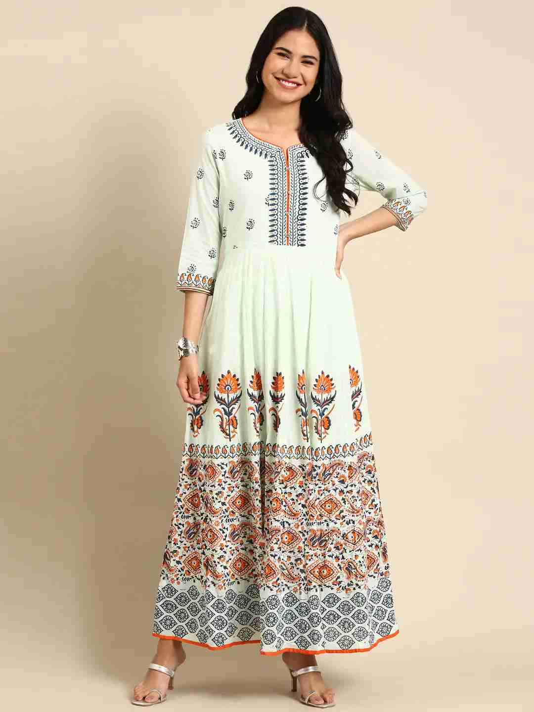 Women's Green Cotton Printed Comfort Fit Kurtas