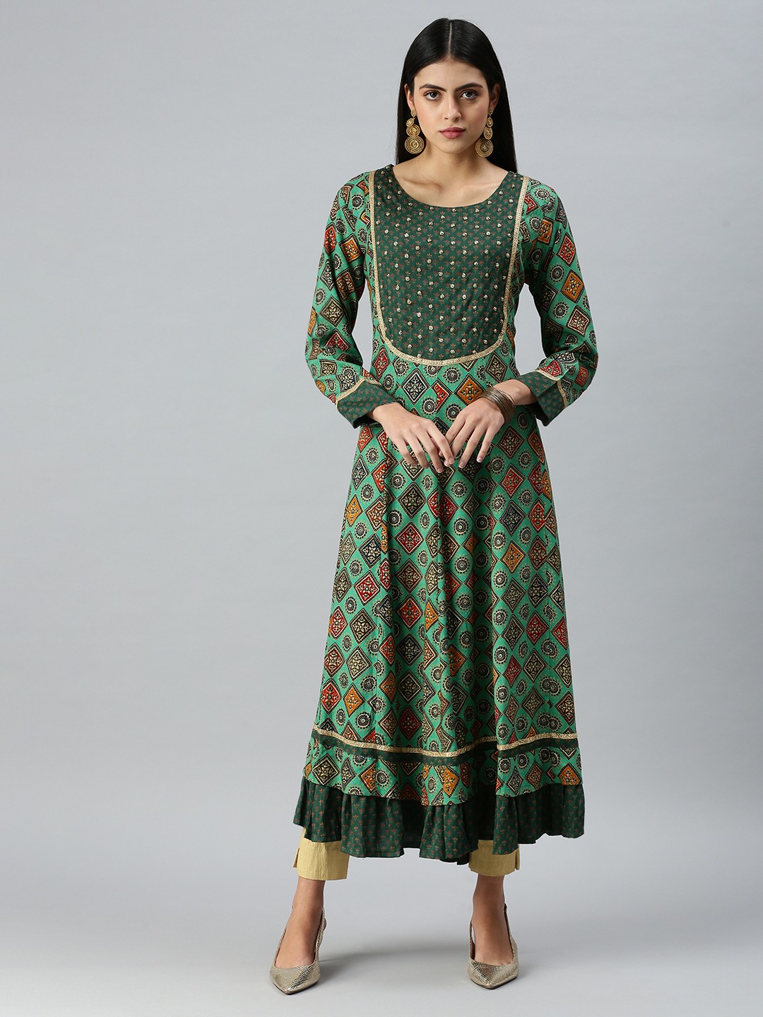 Women's Green Cotton Blend Printed Regular Kurtas