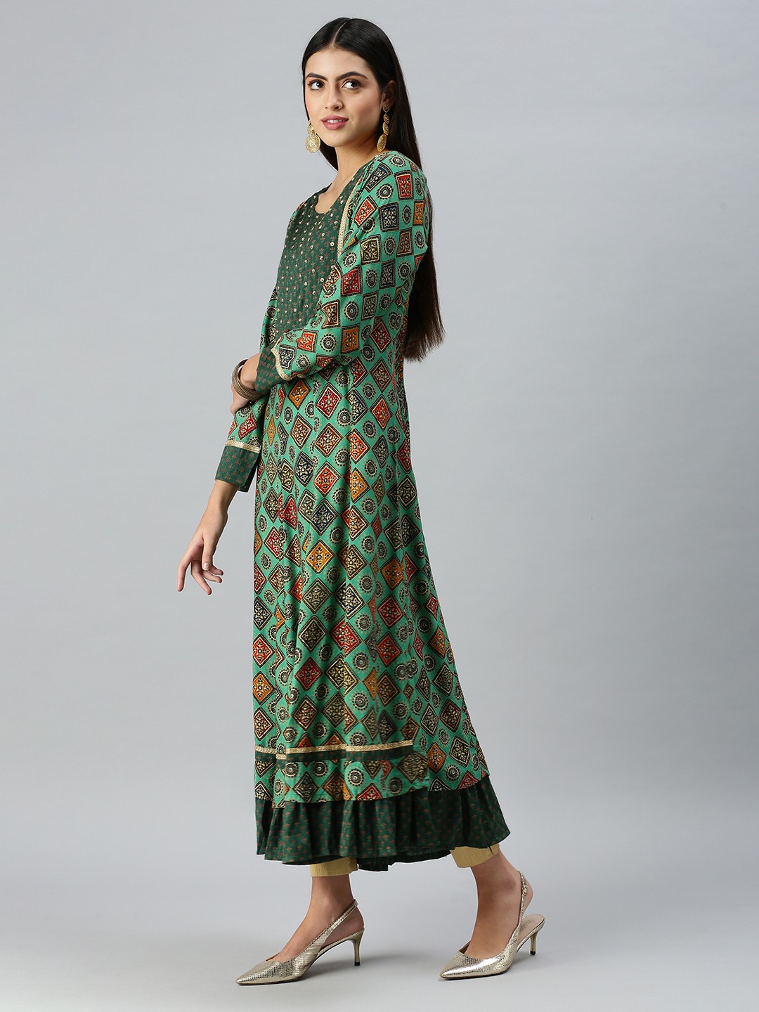 Women's Green Cotton Blend Printed Regular Kurtas