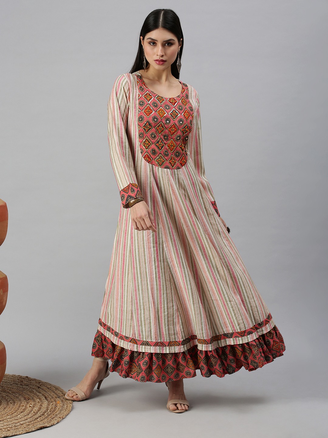 Women's White Cotton Blend Striped Regular Kurtas