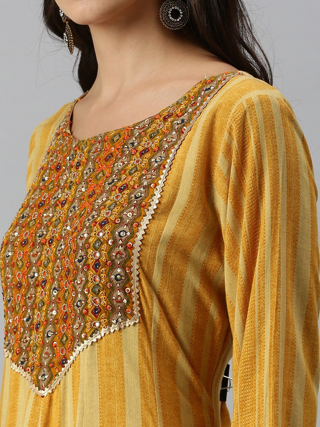 SHOWOFF Fashion Yoke Design NA WOMEN KURTA