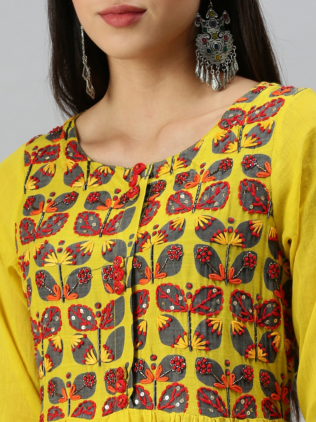 Women's Yellow Cotton Blend Printed Regular Kurtas