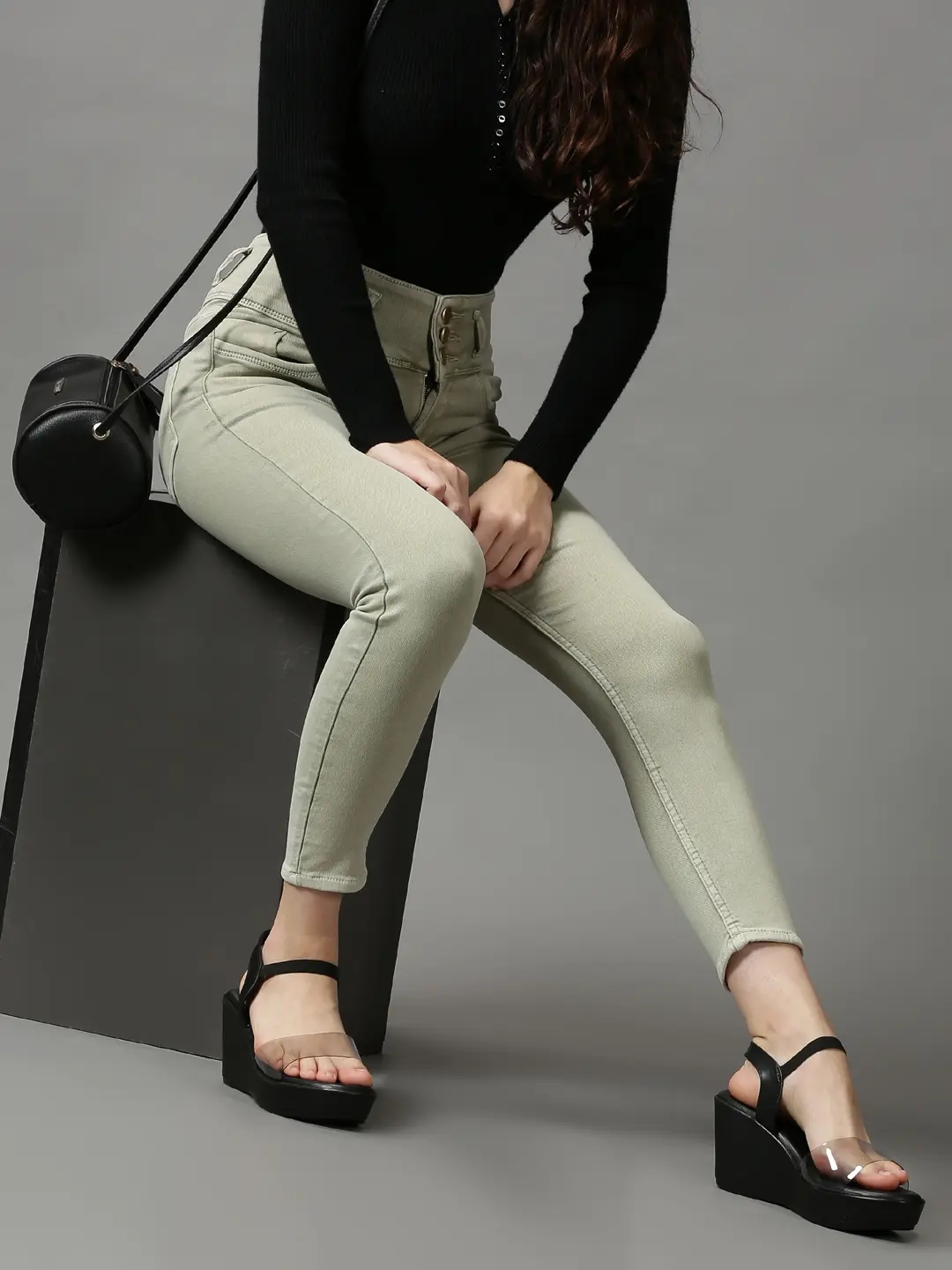 Women's Green Denim Solid Jeans