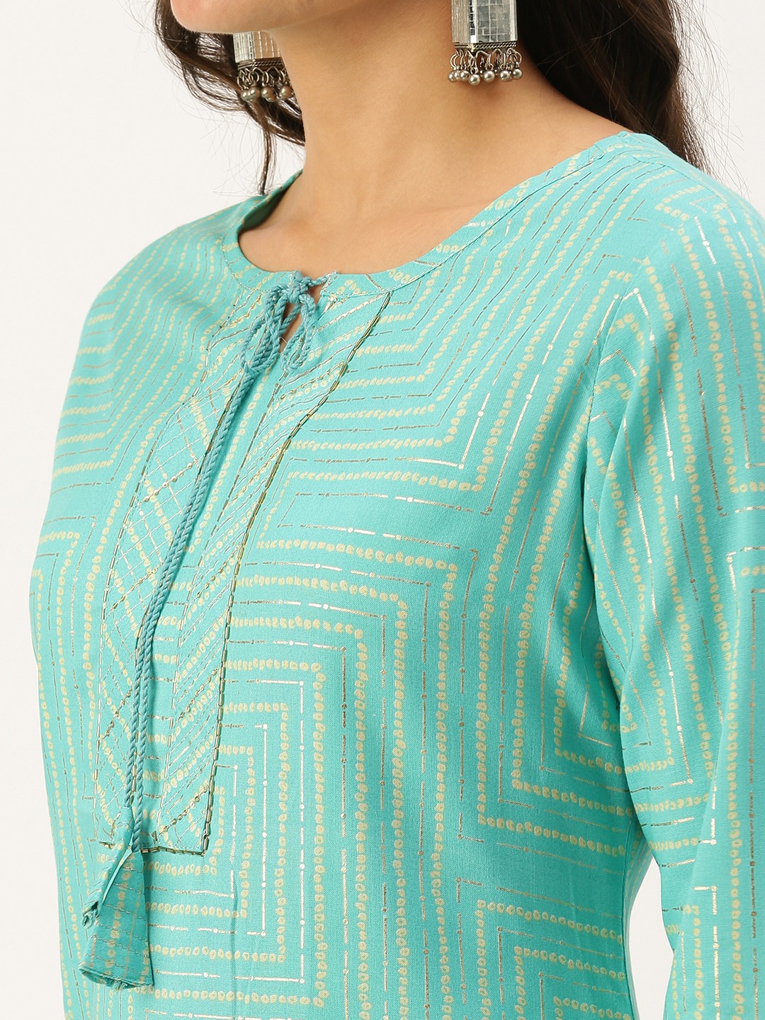 Women's Blue Cotton Printed Comfort Fit Kurtas