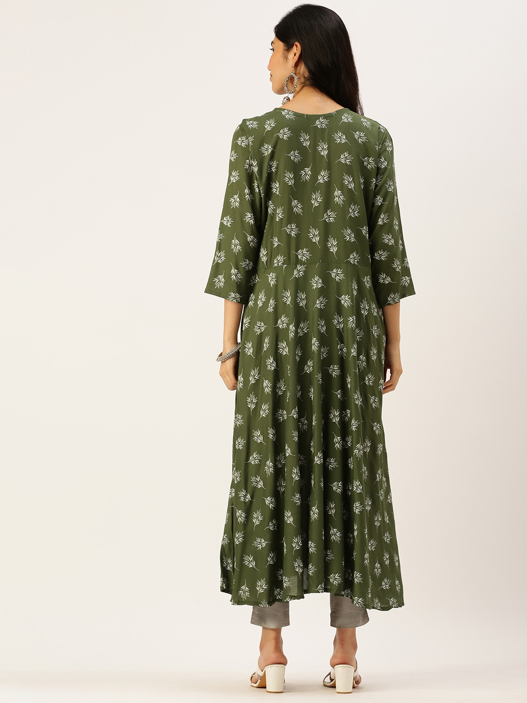 Women's Green Cotton Printed Comfort Fit Kurtas