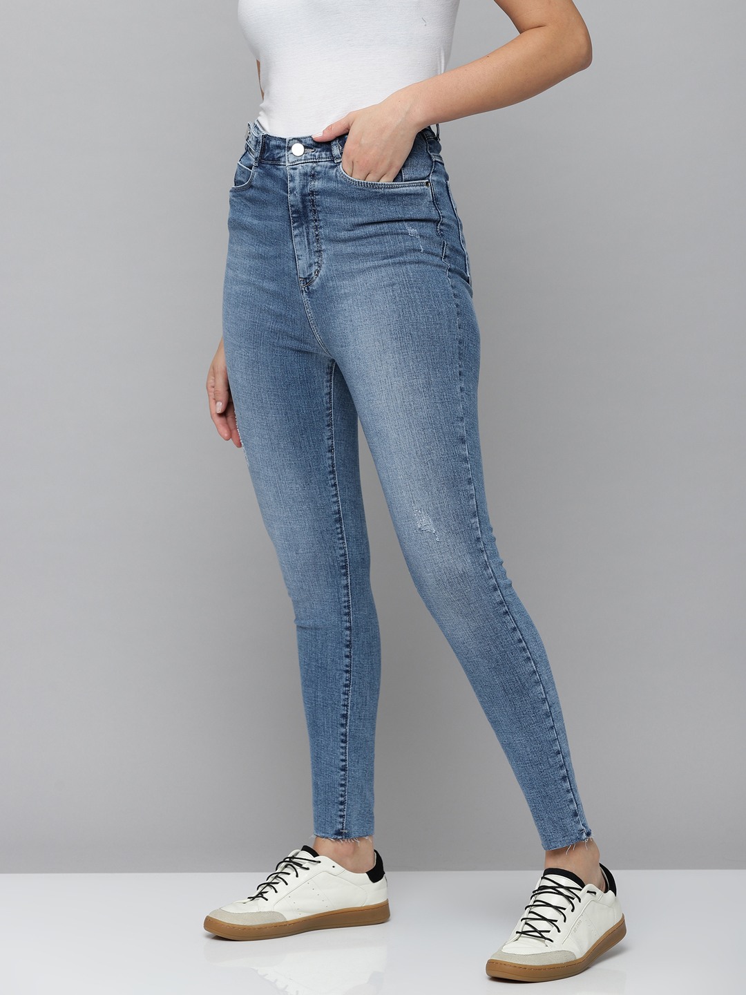 Women's Blue Denim Solid Jeans