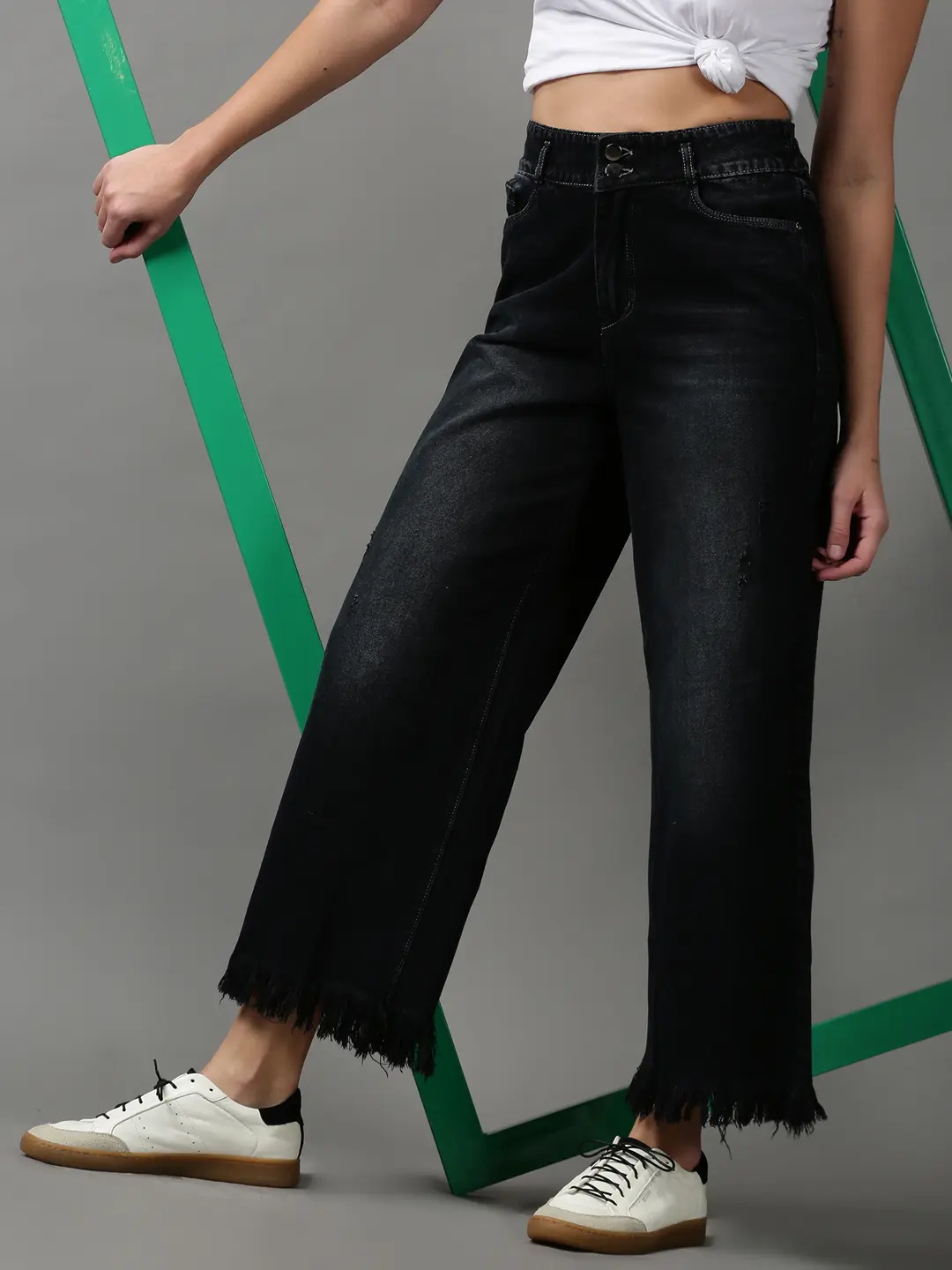 Women's Black Denim Solid Jeans